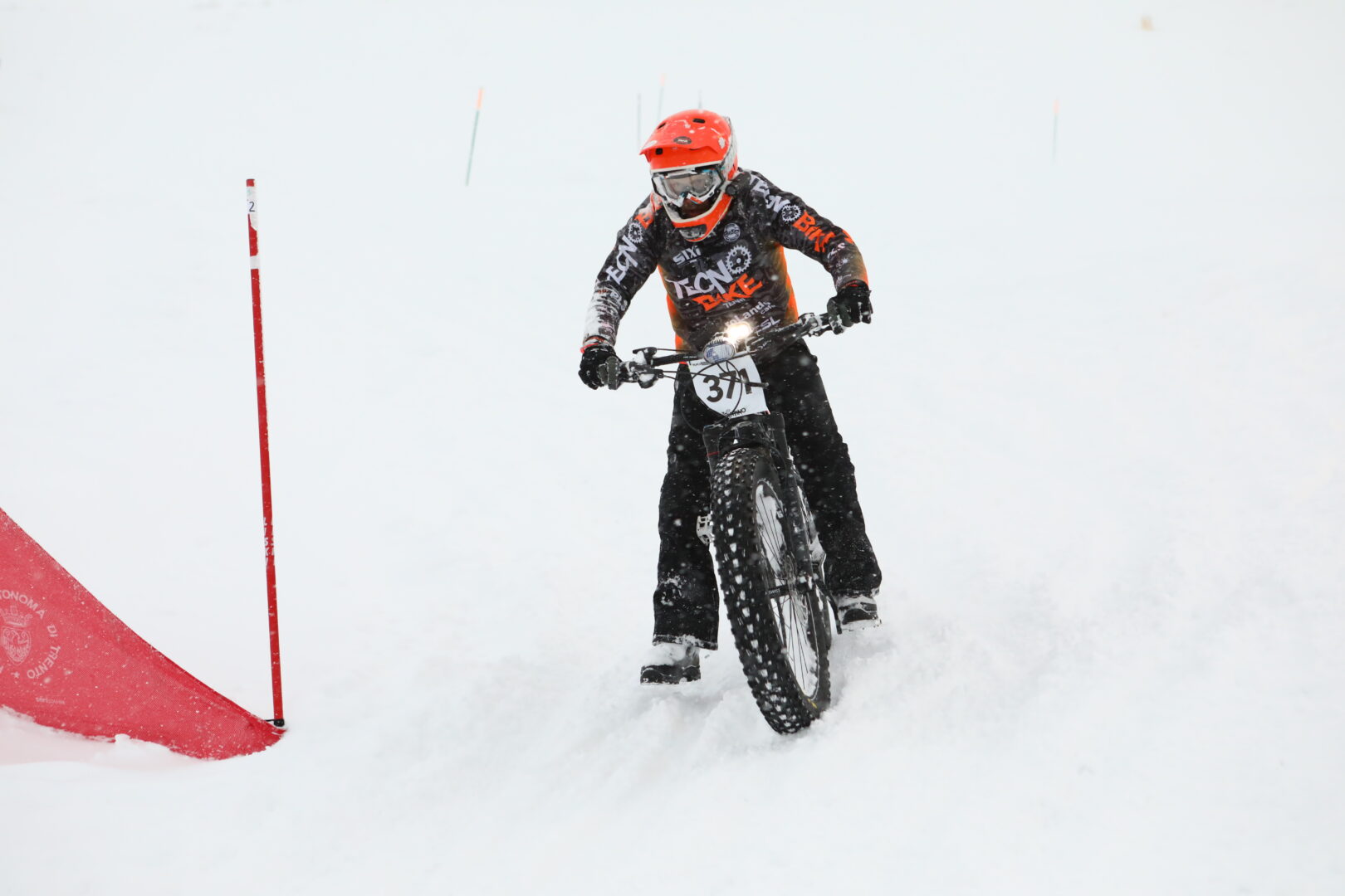 Noleggio Fat eBike Luca Faro notturno